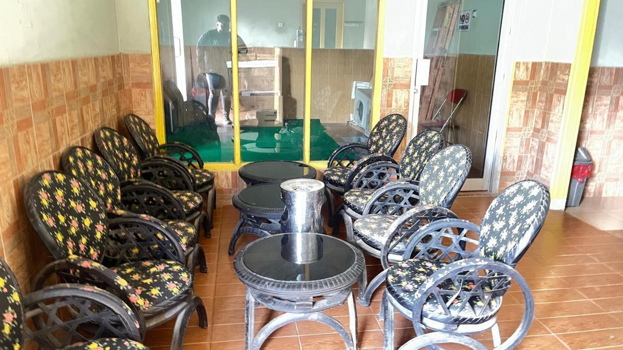 Muara Badak Oyo 93119 Guest House Leo Patra מראה חיצוני תמונה