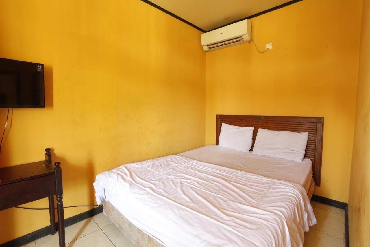 Muara Badak Oyo 93119 Guest House Leo Patra מראה חיצוני תמונה