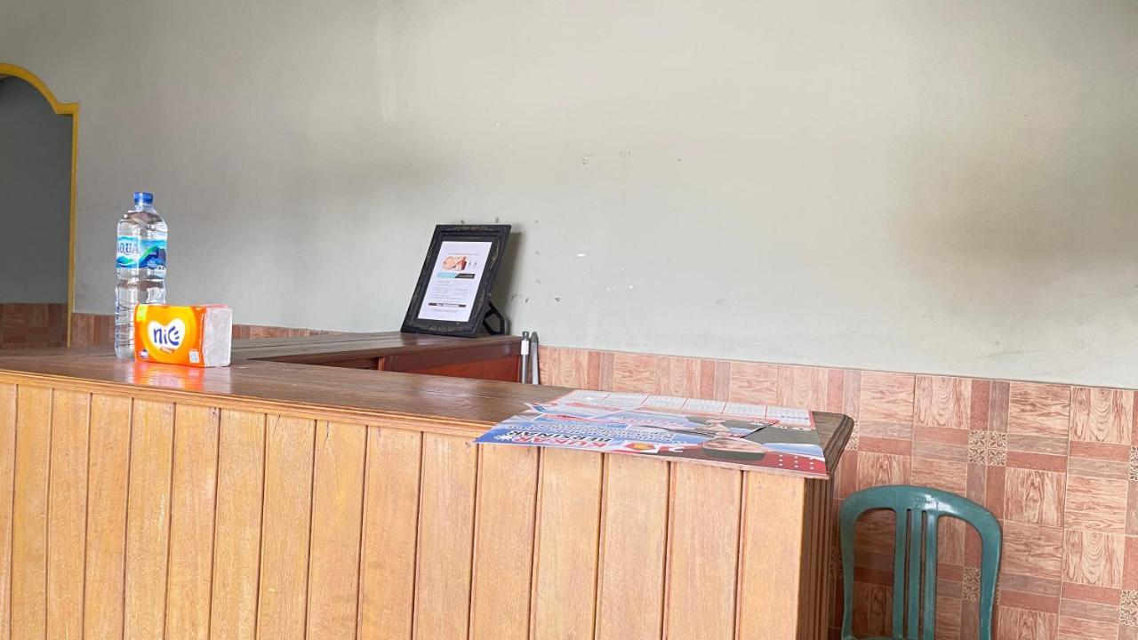 Muara Badak Oyo 93119 Guest House Leo Patra מראה חיצוני תמונה