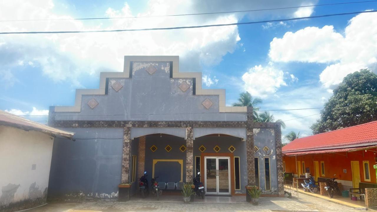 Muara Badak Oyo 93119 Guest House Leo Patra מראה חיצוני תמונה