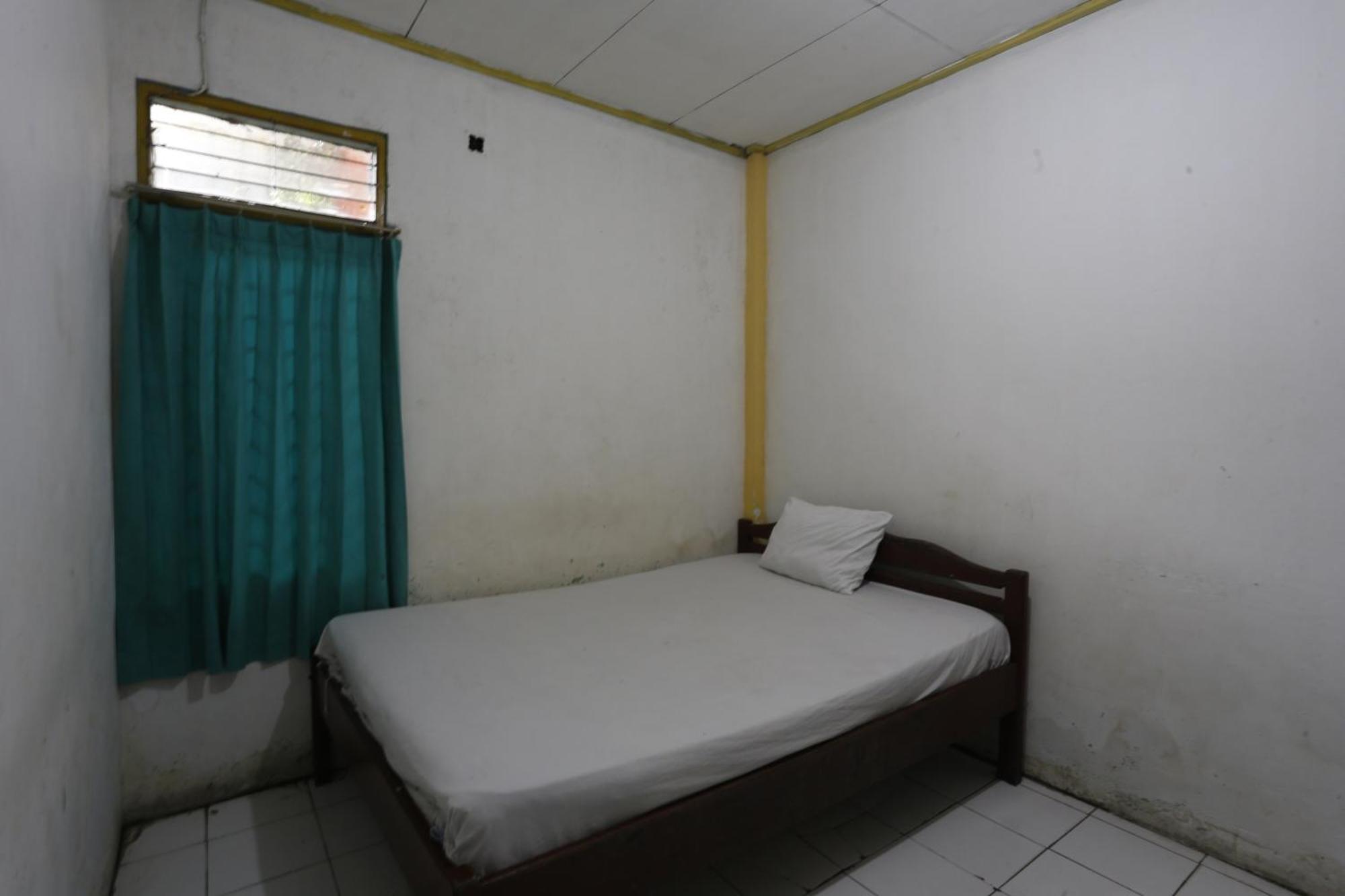 Muara Badak Oyo 93119 Guest House Leo Patra מראה חיצוני תמונה